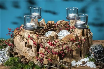 Bald ist erster Advent – und hier kommen die Kränze von klassisch bis extravagant Bald ist erster Advent – und hier kommen die Kränze von klassisch bis extravagant