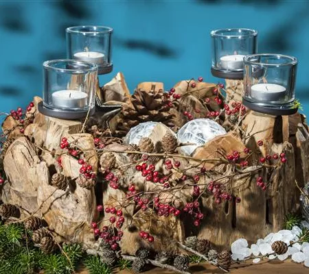 Bald ist erster Advent – und hier kommen die Kränze von klassisch bis extravagant Bald ist erster Advent – und hier kommen die Kränze von klassisch bis extravagant