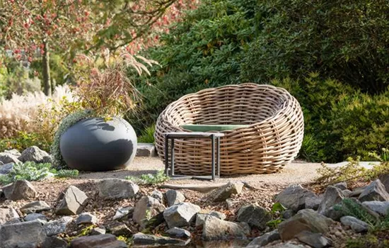 Gartenmöbel – Infos und Materialeigenschaften im Überblick Gartenmöbel – Infos und Materialeigenschaften im Überblick