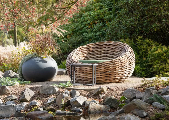 Gartenmöbel – Infos und Materialeigenschaften im Überblick