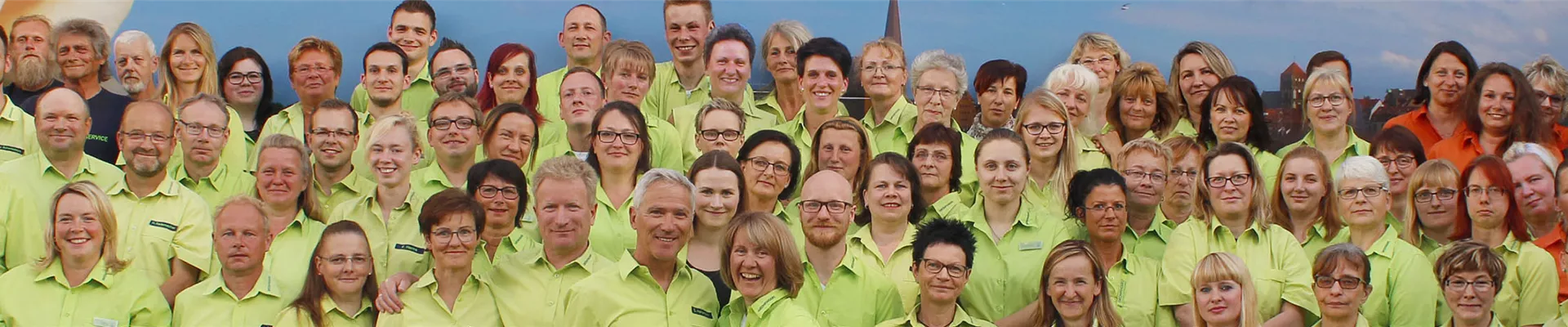 Team-Foto.jpg Team-Foto.jpg