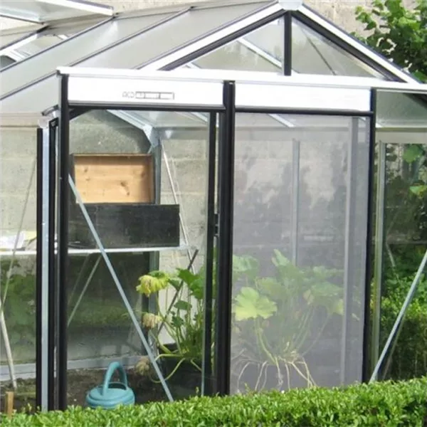 Lüftungs-Tür mit Netzbespannung Lüftungs-Tür mit Netzbespannung