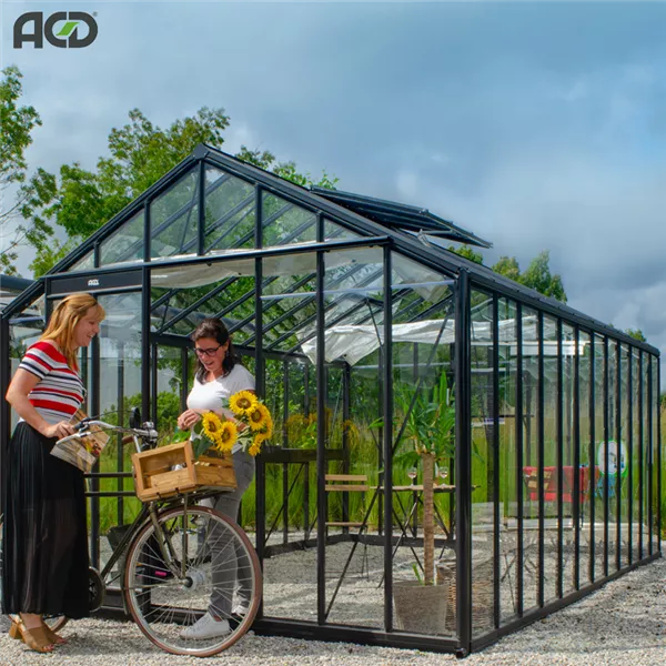 Victorienne Gewächshaus im viktorianischen Stil Victorienne Gewächshaus im viktorianischen Stil