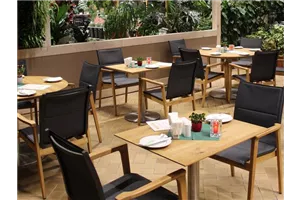 FESTTAGSFRÜHSTÜCK IM BOTANICA  FESTTAGSFRÜHSTÜCK IM BOTANICA