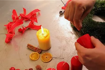 Dekoration - Anfertigen eines Weihnachtskranzes